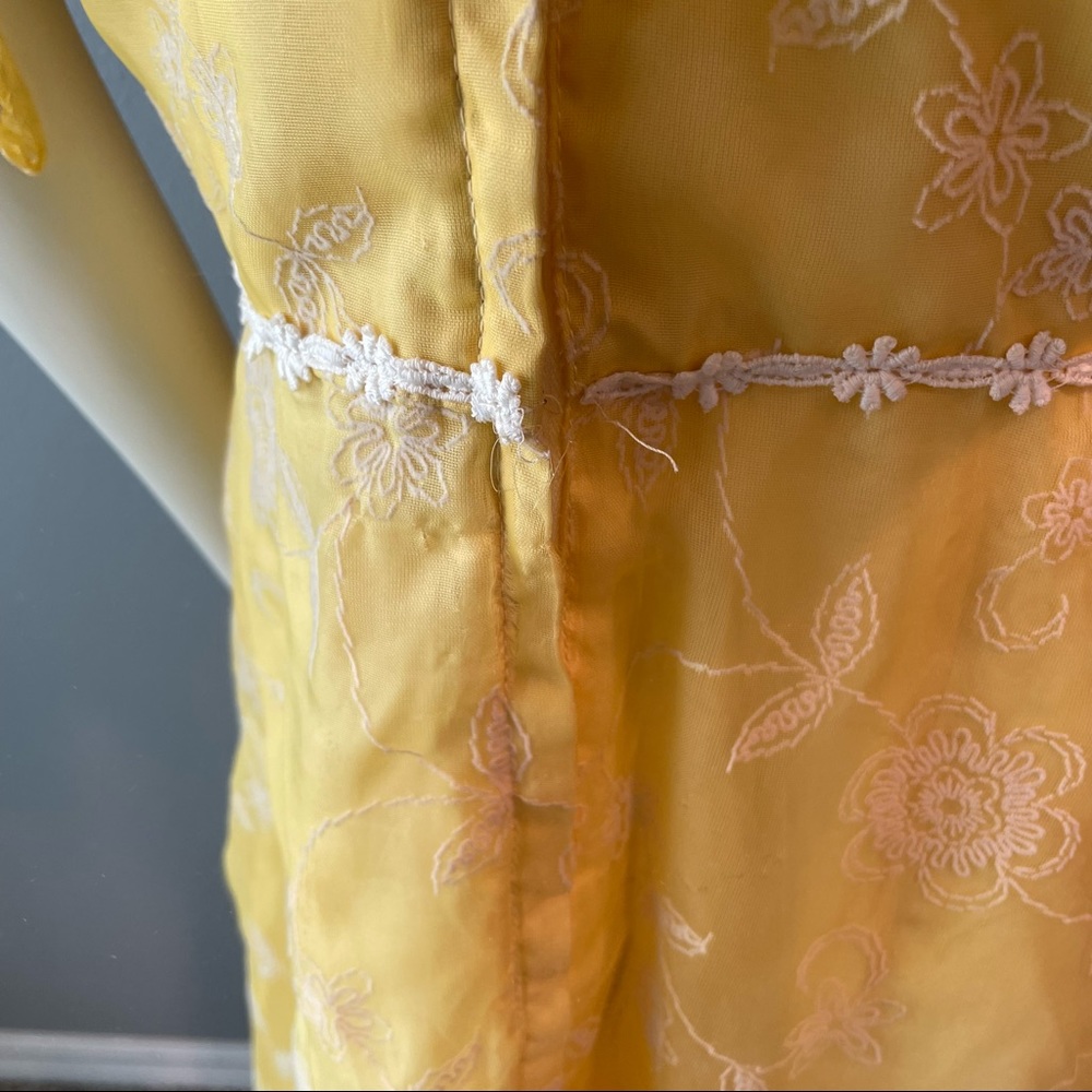 Vintage Sylvia Ann Flocked Daisy Flower Dress Ruffle Maxi 70s Flower Child - Picture 7 of 14